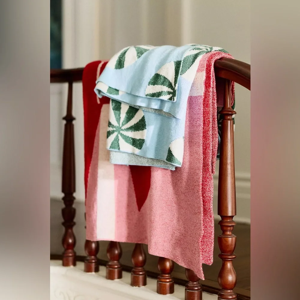 Anthropologie BONNIE JACQUARD KNIT THROW BLANKET Style No. 4541676600013 Candy